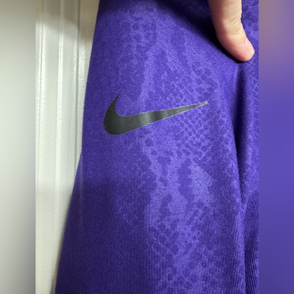 Nike Pro quarter zip top - Picture 3 of 5